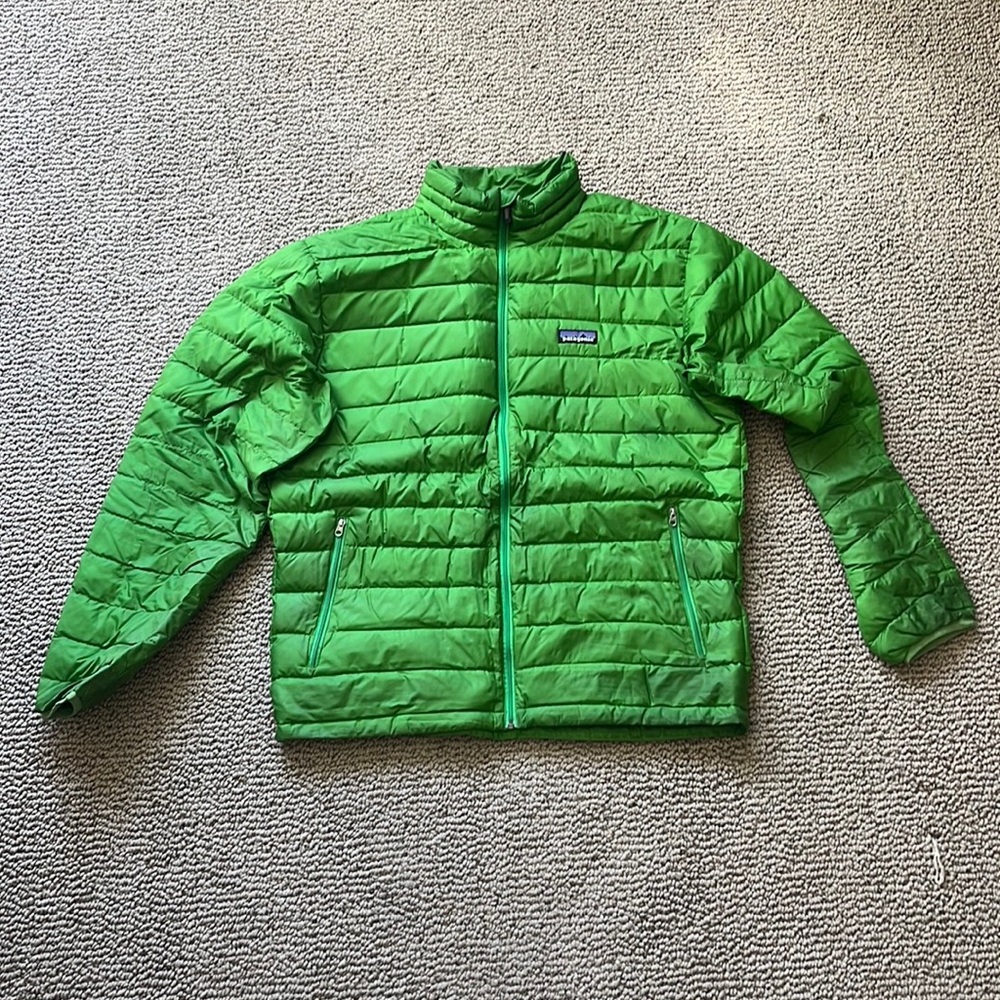 Patagonia Men’s Down Sweater - Size Med - Green